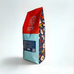 Magnitude Blend coffee beans from Kite Coffee