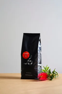 Keyen Blend coffee beans from Six Seasons